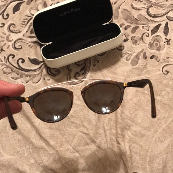 Sunglasses - Picture 8 of 8